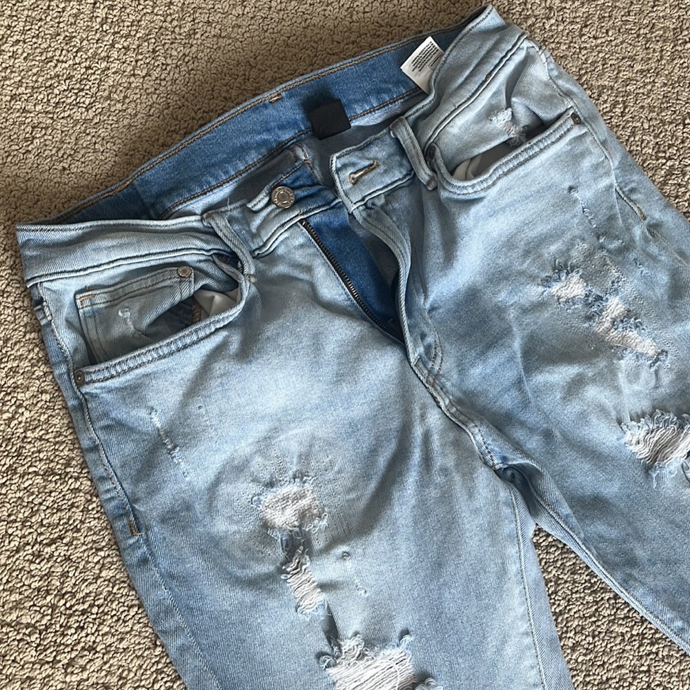 Men’s Ripped Skinny Jean - Picture 2 of 7